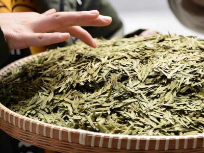 西湖龙井茶价格多少钱一斤-- 青岛爱尚波尔多商贸有限公司